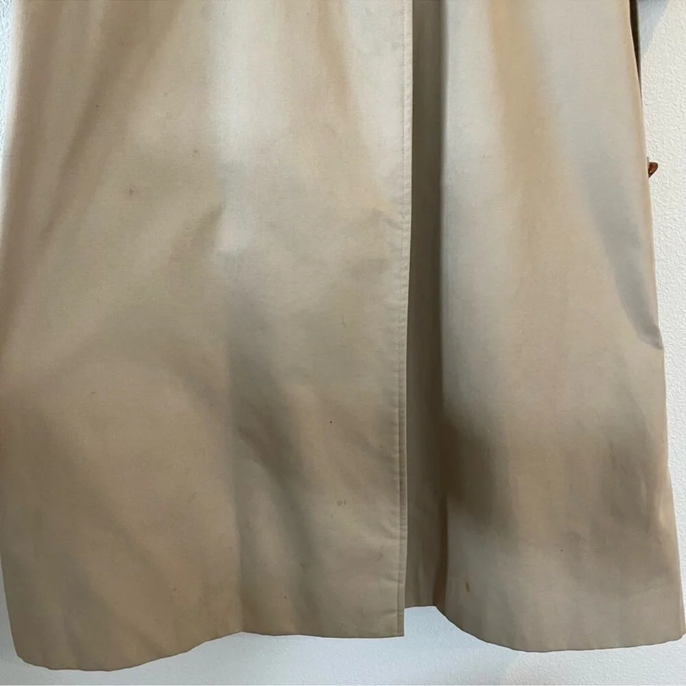 Burberry Vintage Women's Tan Cotton Long Trench Coat w/ Belt (10 L) - Picture 10 of 15